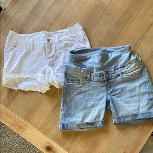 Set of two white and denim jean maternity shorts sz M/8